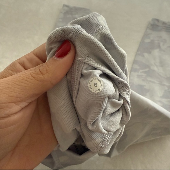 Lululemon Wunder Under HR Tight Luxtreme Incognito Camo Alpine White Starlight - Picture 10 of 14